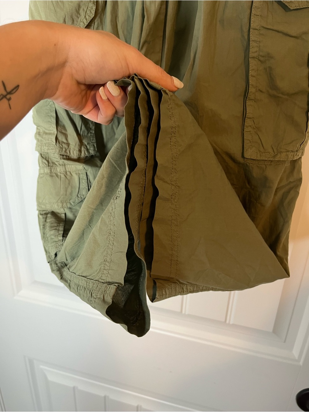 Aerie Easiest Cargo Pant Olive Green Size Small NWT - Picture 4 of 10
